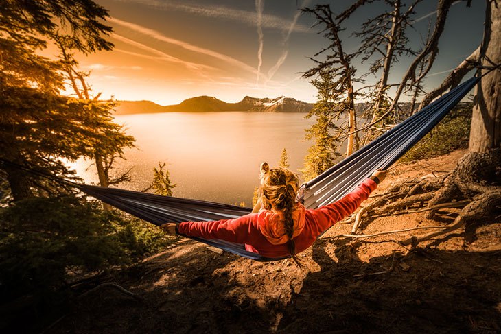shutterstock_532372918 best camping hammock mosquito net